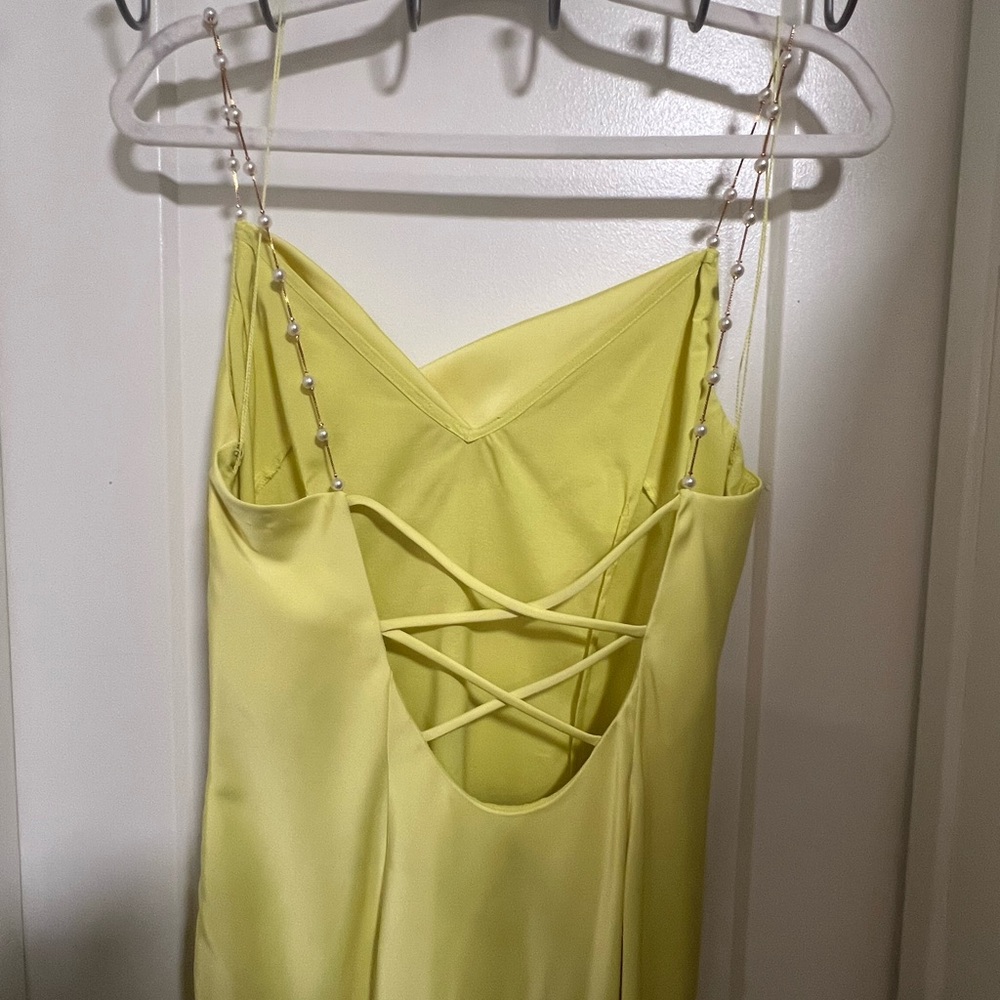 Liv Foster Sleeveless Satin Gown (Size 10) - Picture 11 of 12